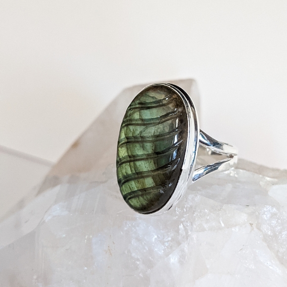Natural Blue Labradorite, 925 Silver Ring size 8.5 - Picture 8 of 11